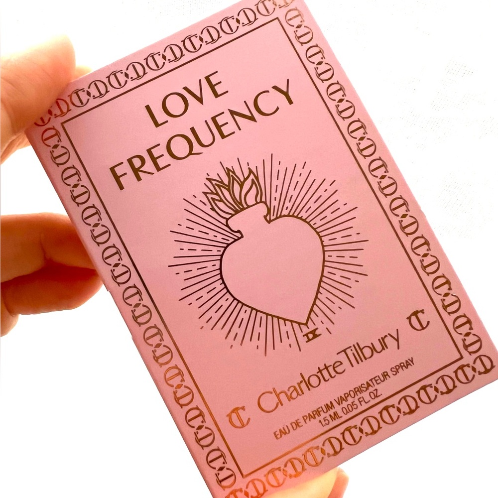 5 for 25⚡️Charlotte Tilbury Love Frequency Scents That Make You Feel 1.5ml
